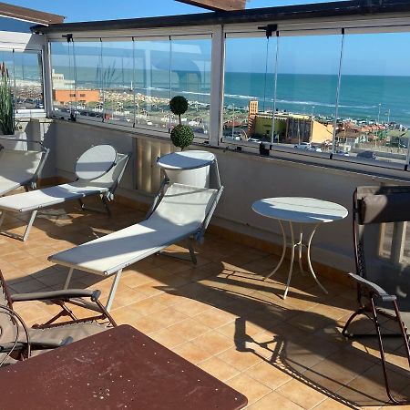 Hotel Bellavista Лидо ди Остия Екстериор снимка