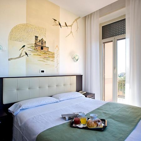 Hotel Bellavista Лидо ди Остия Екстериор снимка