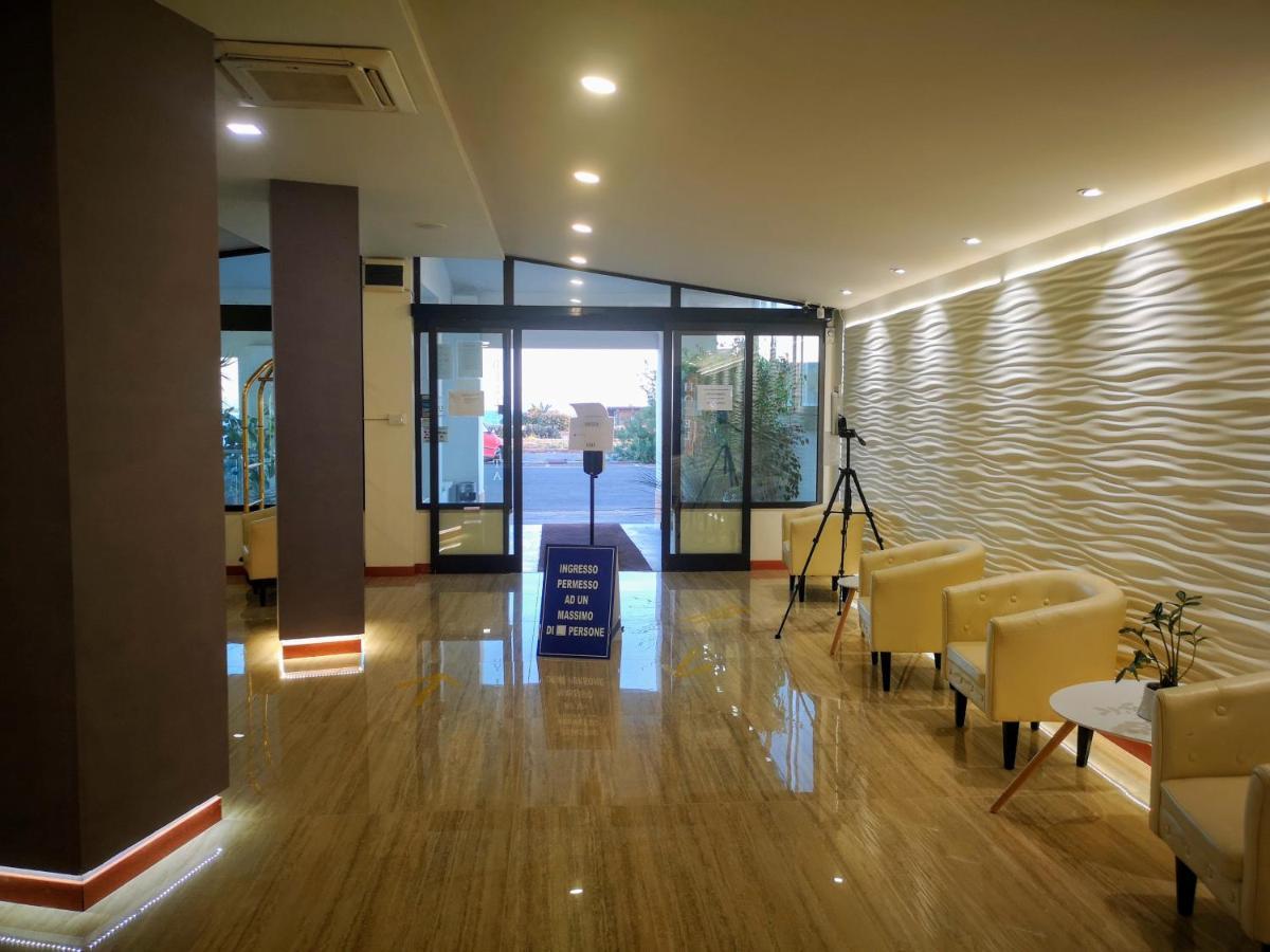 Hotel Bellavista Лидо ди Остия Екстериор снимка