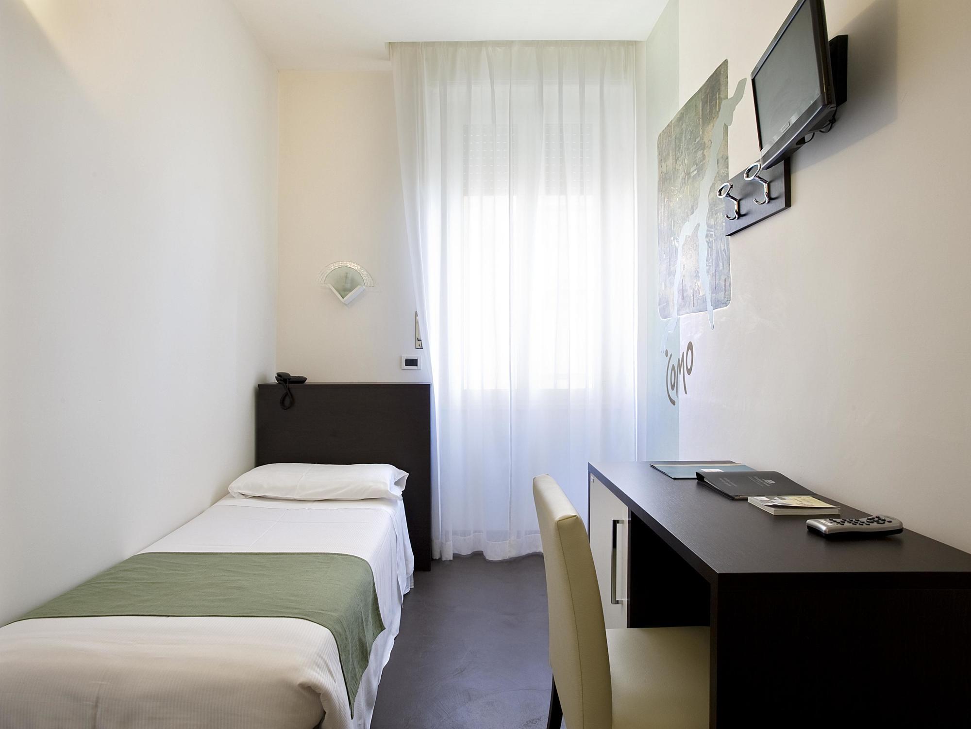 Hotel Bellavista Лидо ди Остия Екстериор снимка