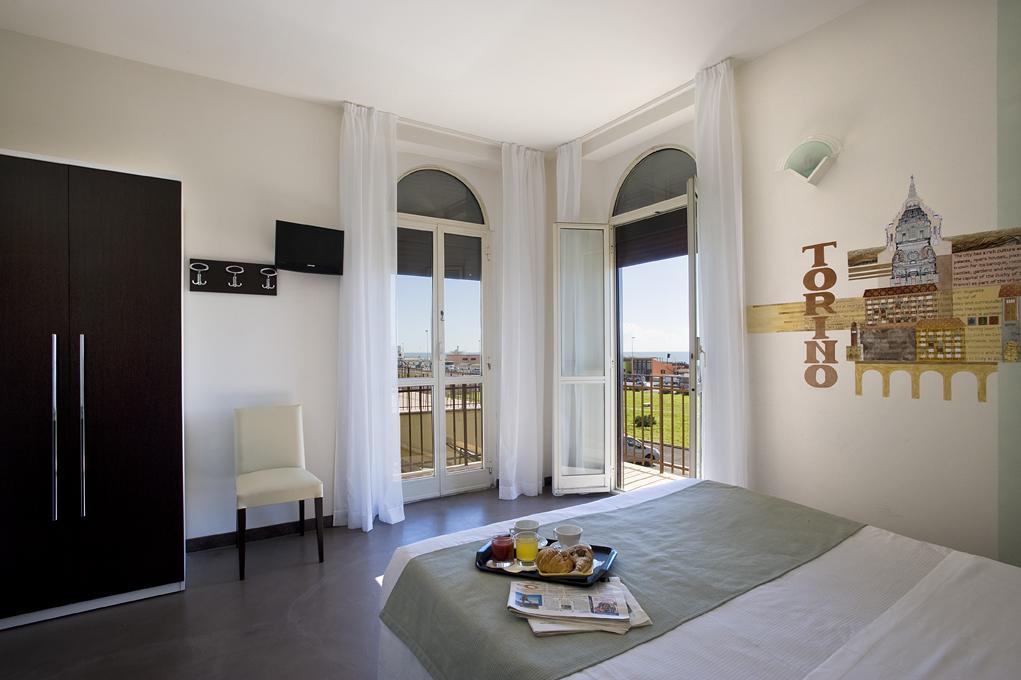 Hotel Bellavista Лидо ди Остия Екстериор снимка