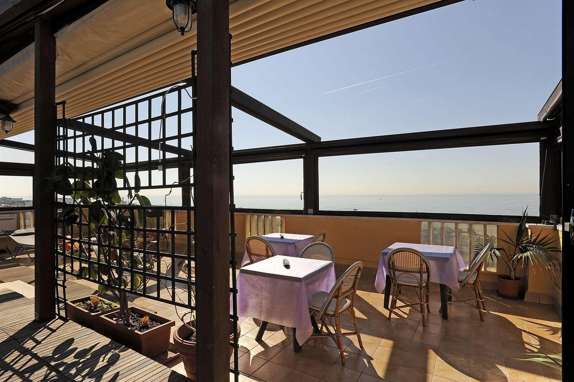 Hotel Bellavista Лидо ди Остия Екстериор снимка